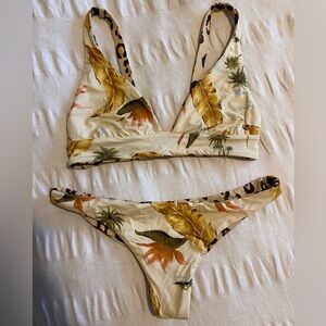 Billabong reversible bikini